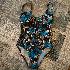 One piece bathing suit